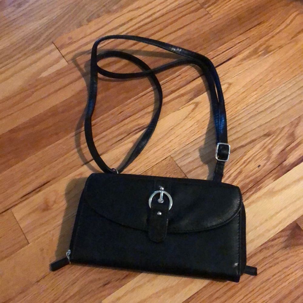 Bass wallet/ small bag